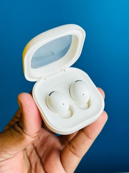 Vmex C9 Pro Wireless Earbuds 0
