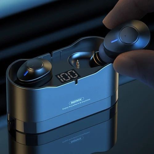 Remax TWS-22 Bluetooth Earbuds With Digital Display